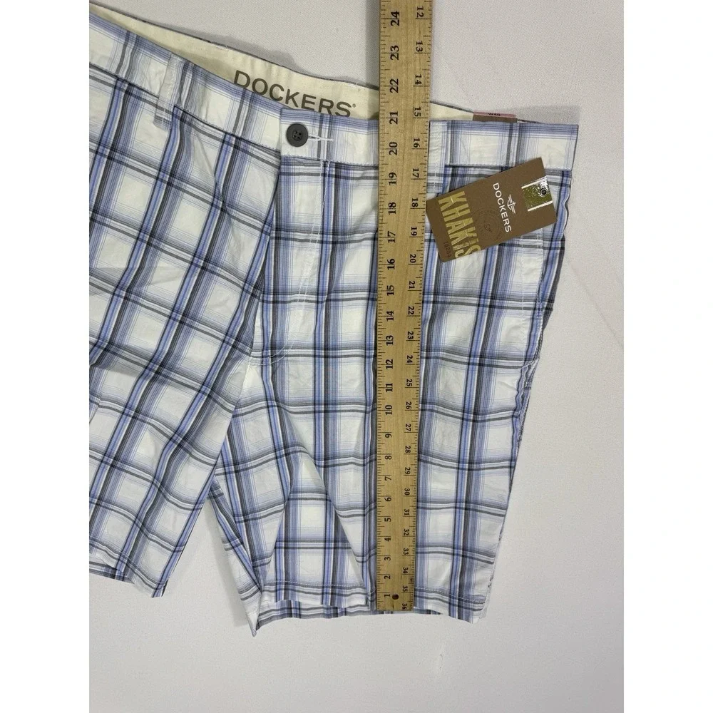 Dockers Blue White Plaid Shorts Men's 40x10 NWT Cotton Casual Modern Outdoor